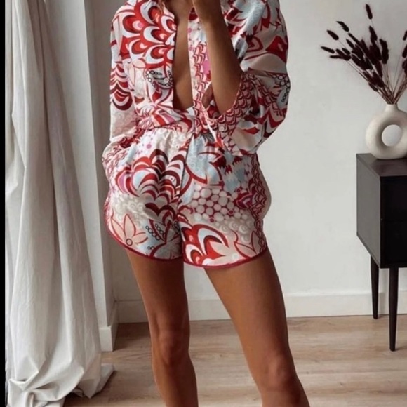 Zara printed floral pajama style shorts NWT - Picture 10 of 10